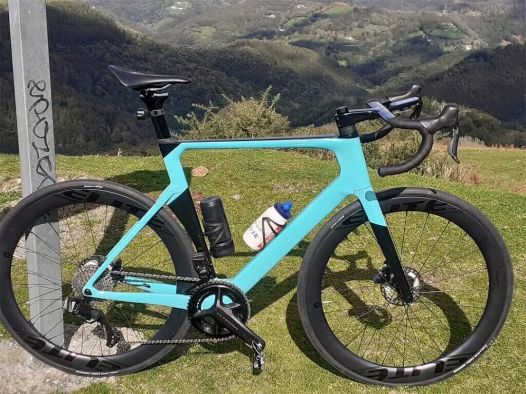 CR08 disc brake road bicycle frame