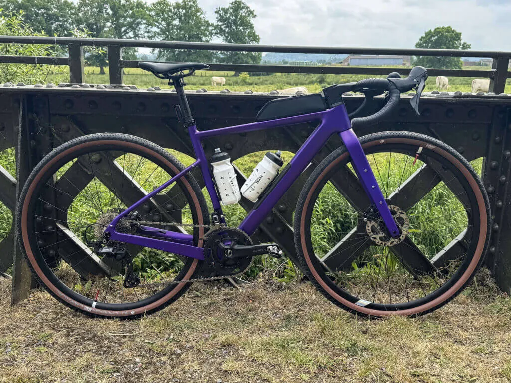 carbon fiber gravel bicycle