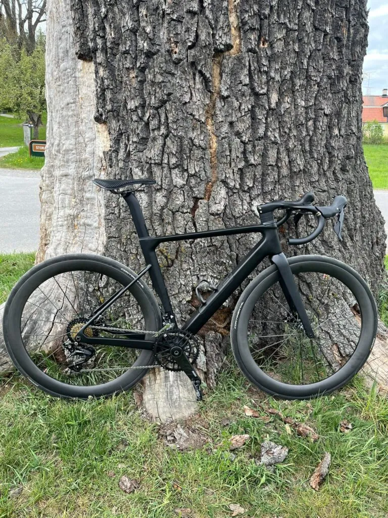 軽量ロードバイクフレーム：重量は違いをもたらすのか？ - Haidelibikes