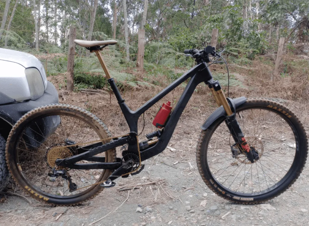 HVP suspension bike frame