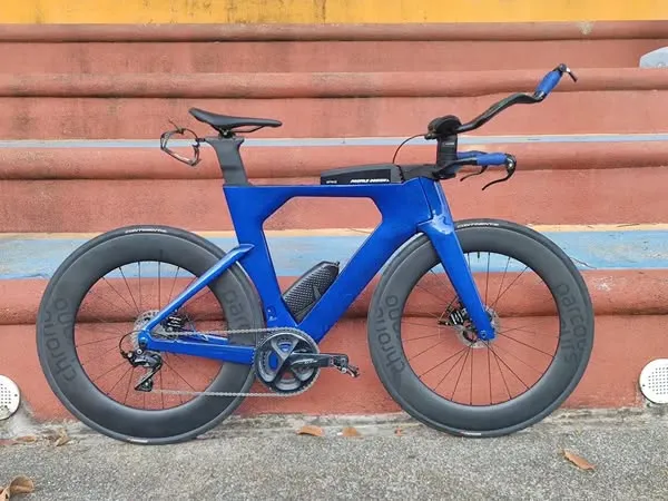 cadre de vélo de triathlon