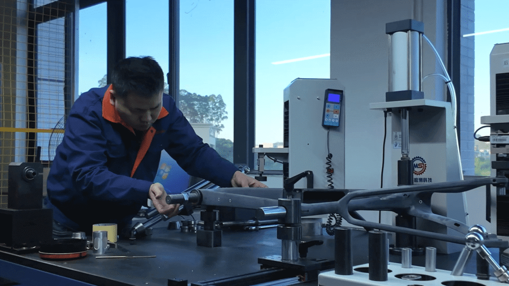 自転車フレーム製造