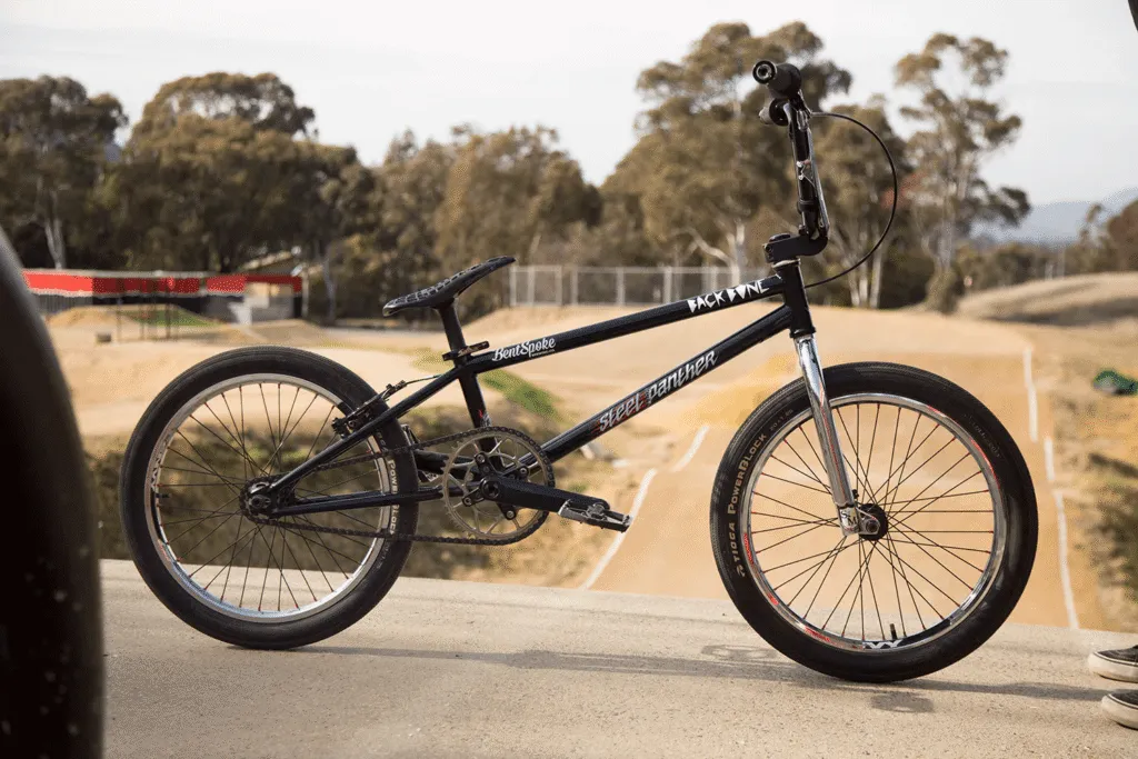 BMXバイク ブラック スチールフレーム トリックやスタントに最適なBMXバイクのフレームとは？ - Haidelibikes