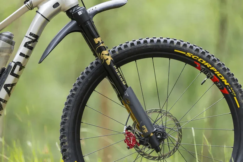 空气悬挂山地自行车前叉