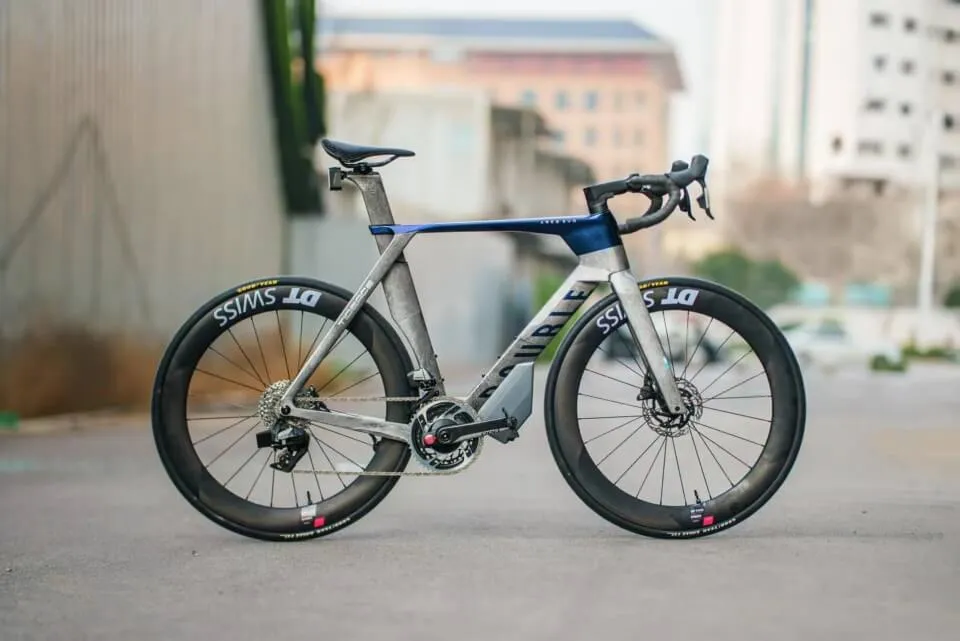 CR068 aero road frame