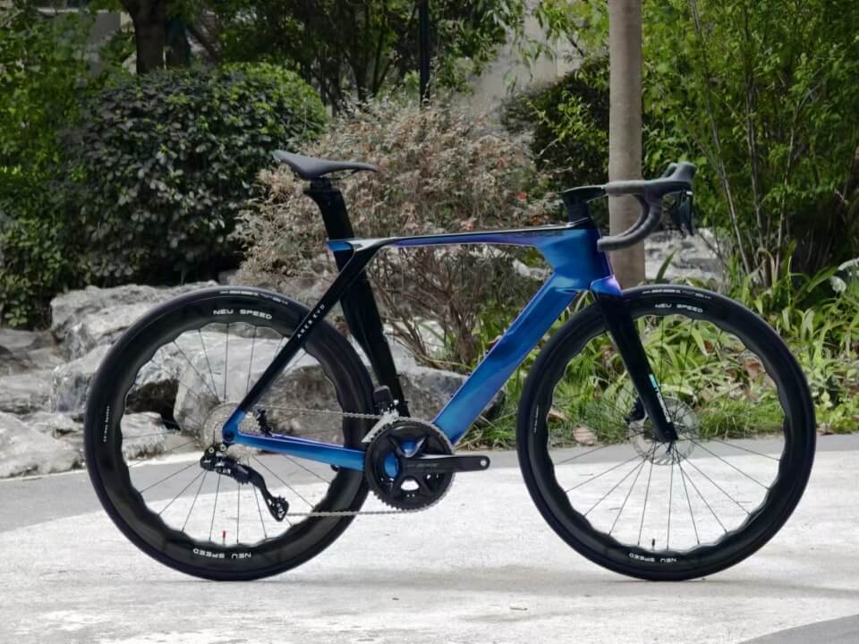 CR068 aero road frame