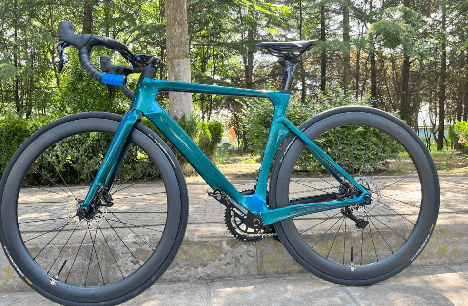 CR08 aero road frame disc brake