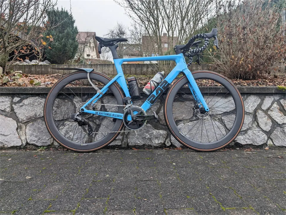 CR08 aero road frame