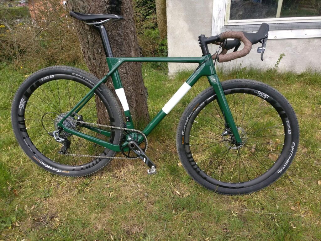 carbon gravel bike fork