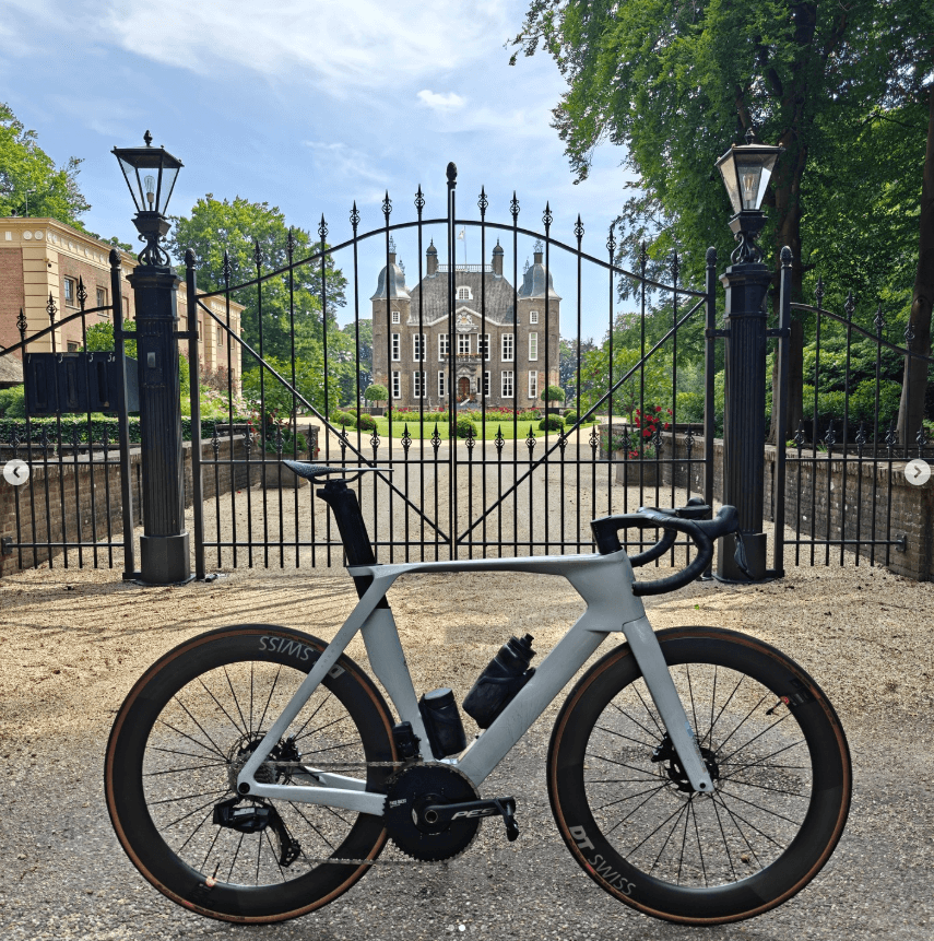 aero road frame