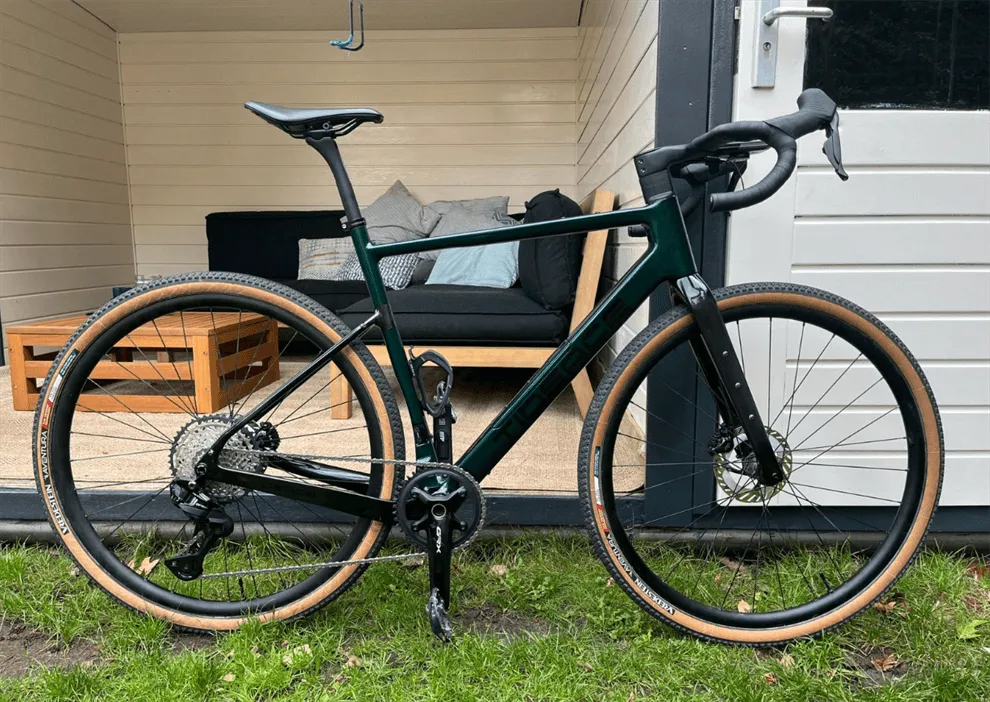 GV201 carbon gravel bike frame