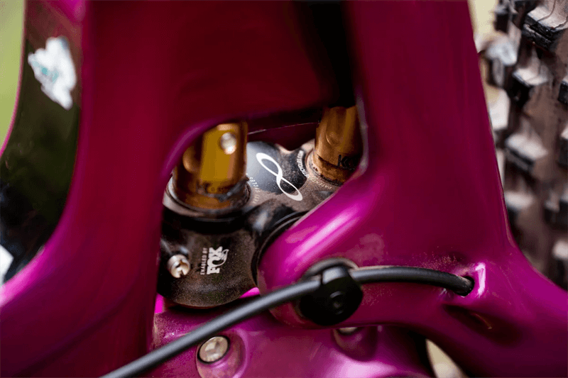 全悬挂自行车车架