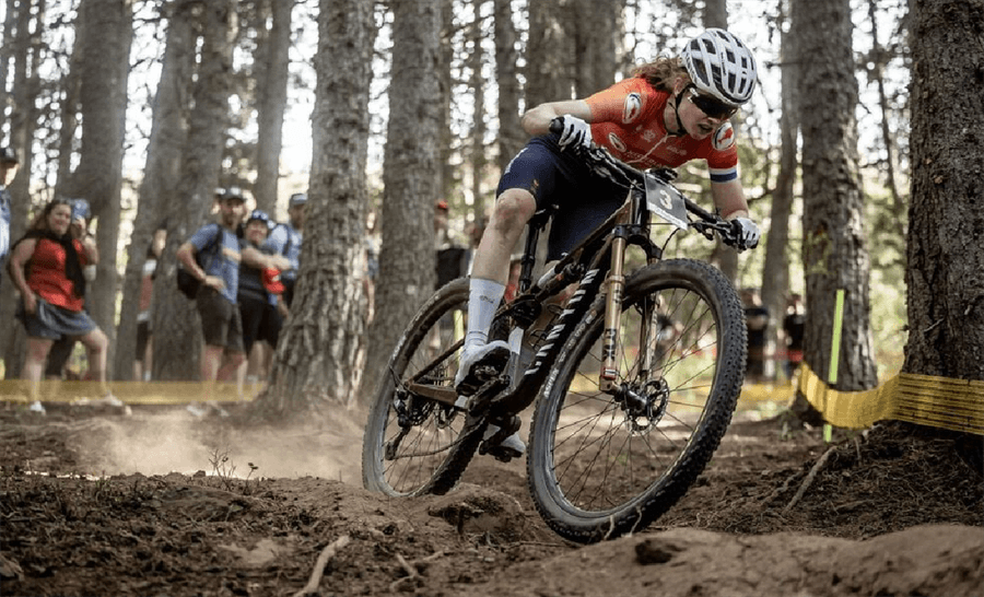 Rama roweru górskiego na Puchar Świata UCI